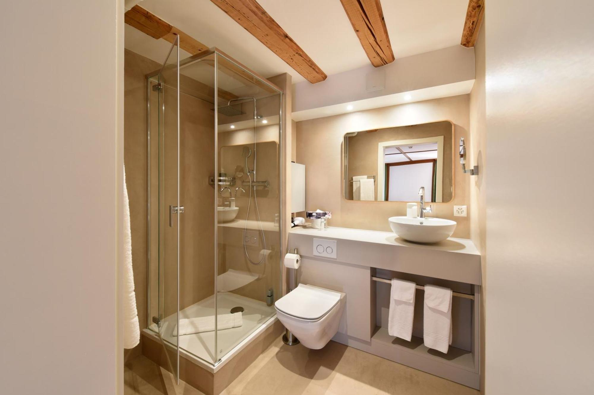 Hotel De L'Aigle Couvet Номер фото