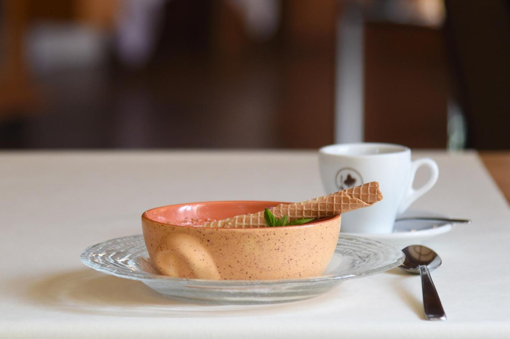 Hotel De L'Aigle Couvet Екстер'єр фото
