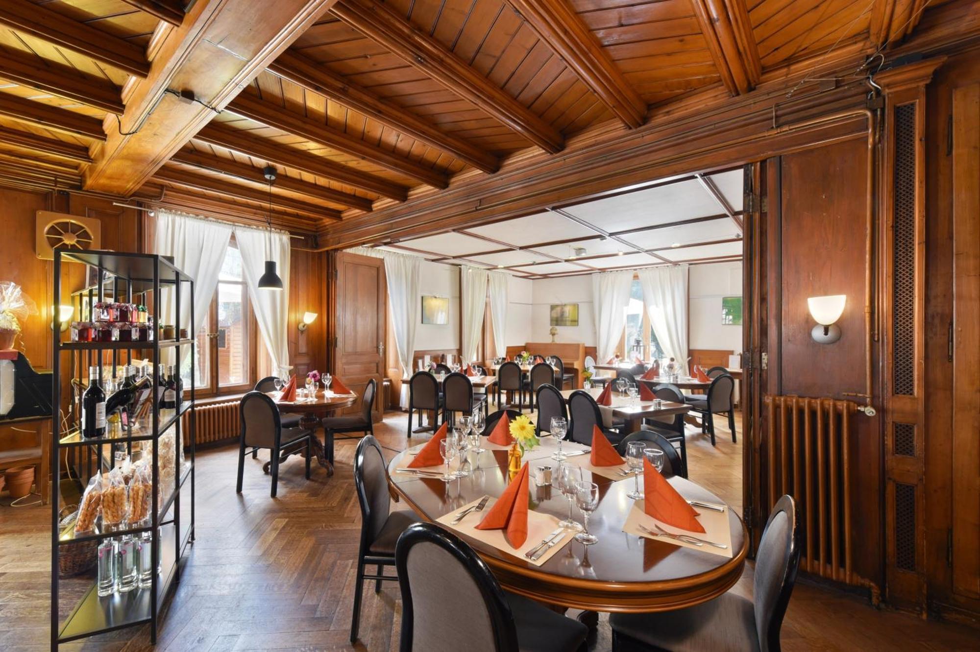 Hotel De L'Aigle Couvet Екстер'єр фото